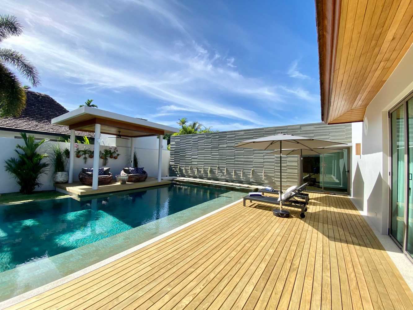 Property image - full photo 22