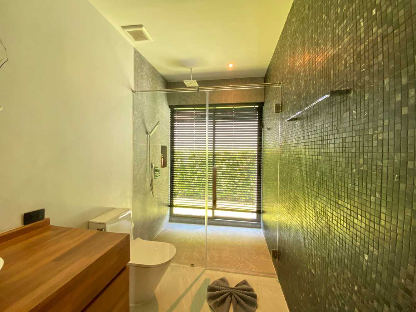 Property image - full photo 21