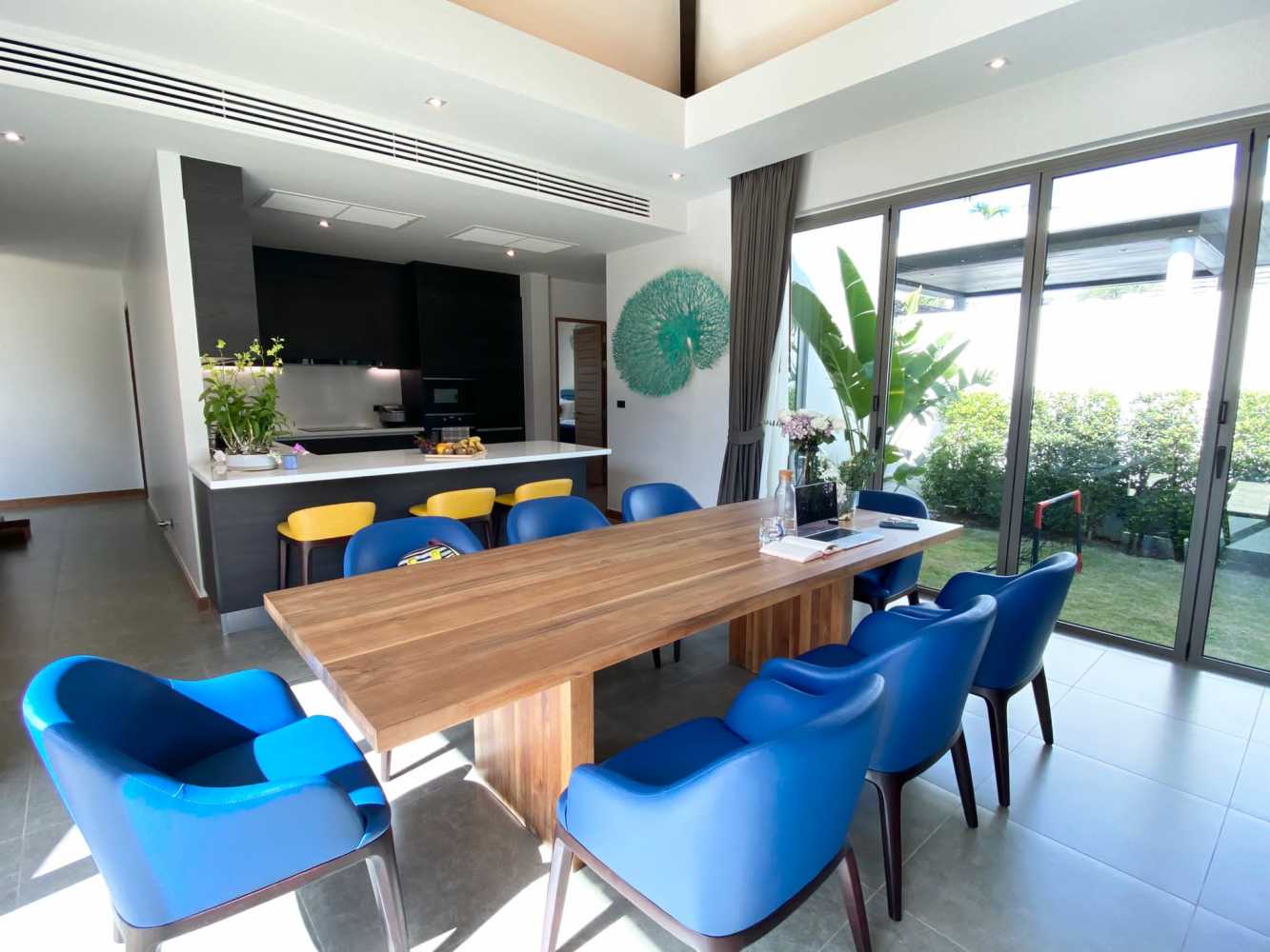 Property image - full photo 3