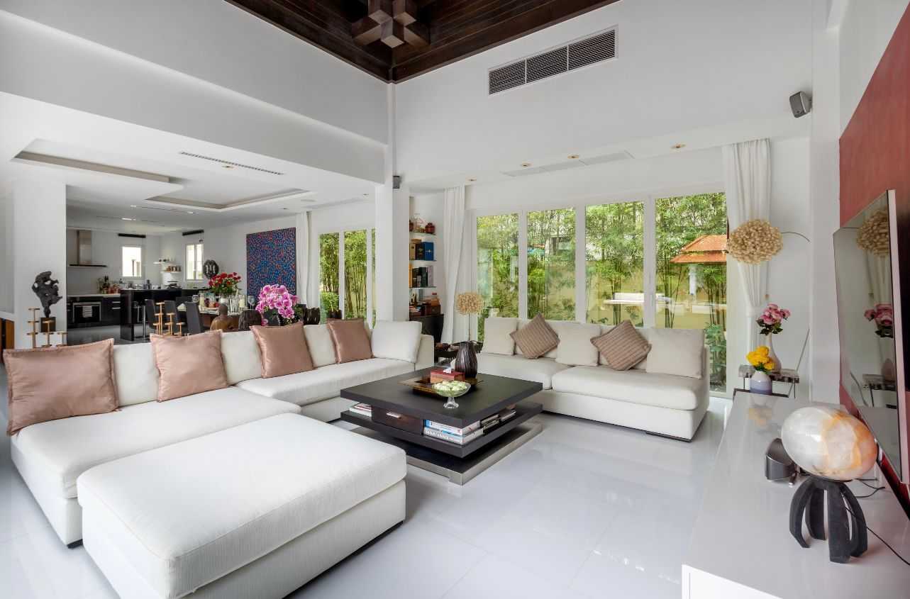 Property image - full photo 2