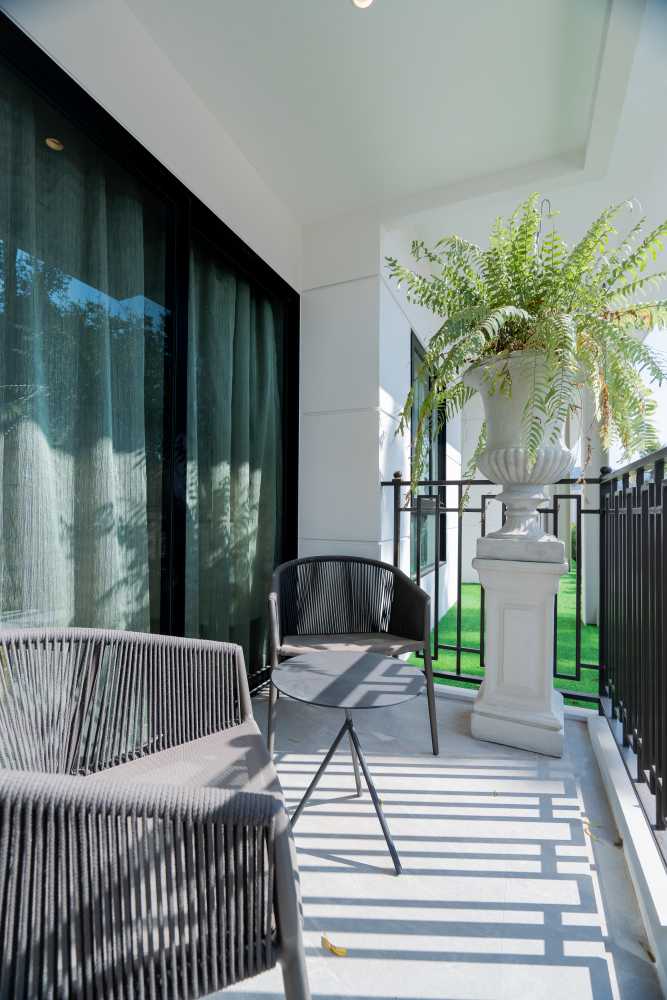 Property image - full photo 13