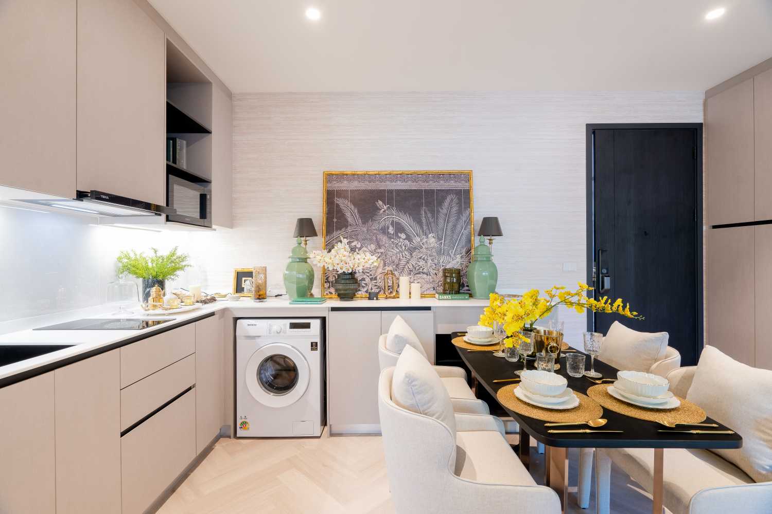 Property image - full photo 6