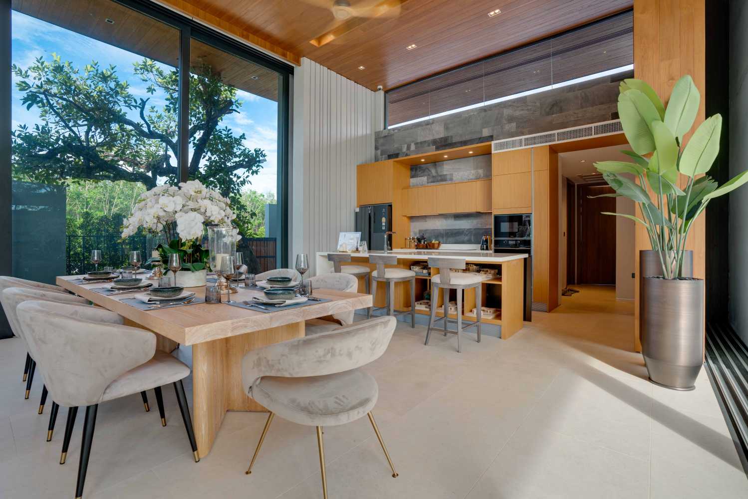 Property image - full photo 7