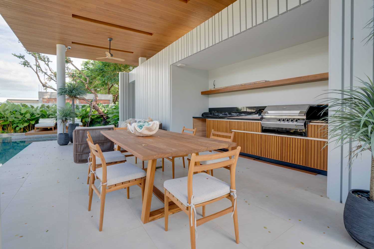 Property image - full photo 28