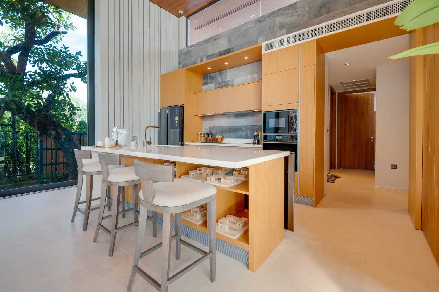 Property image - full photo 8