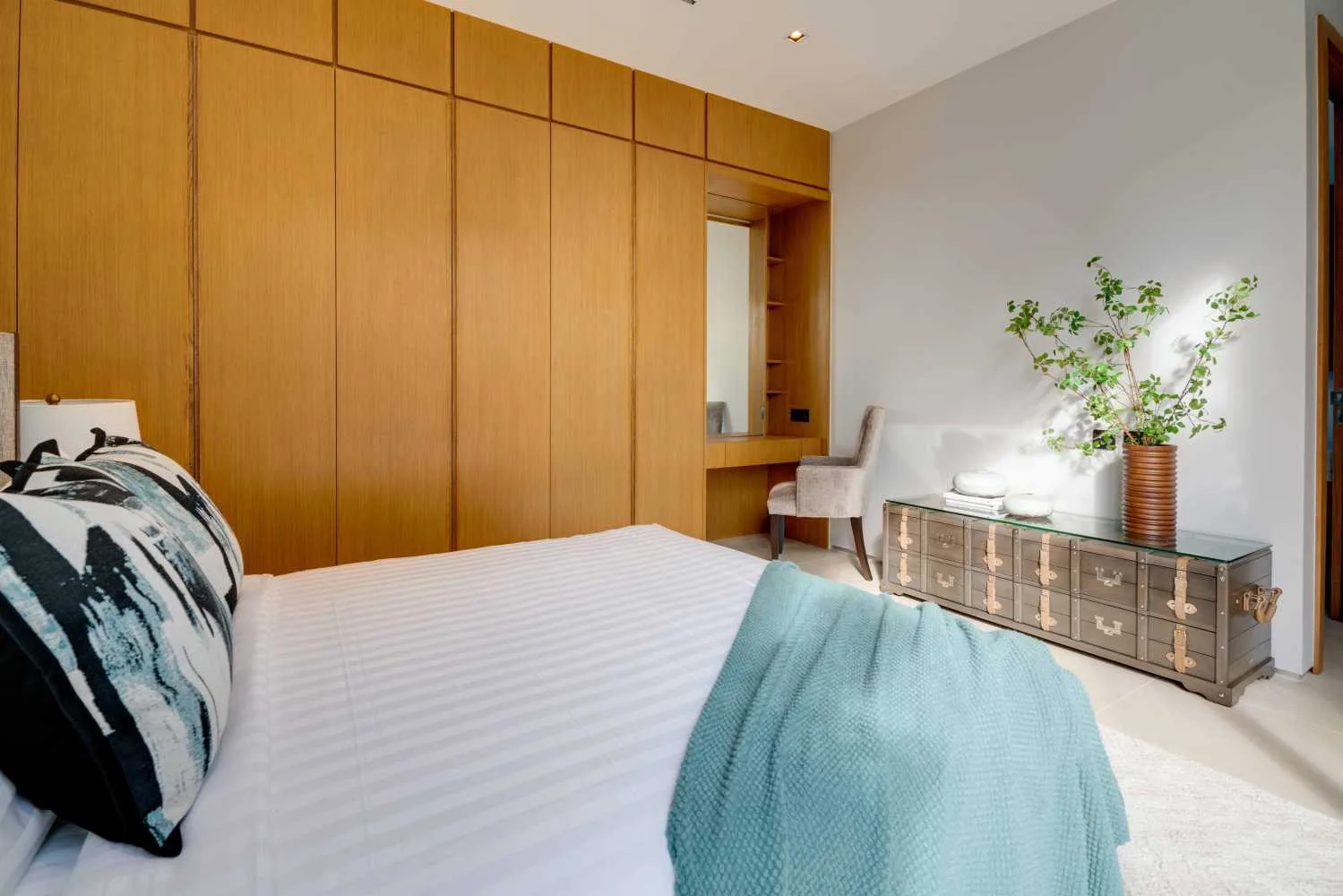 Property image - full photo 21