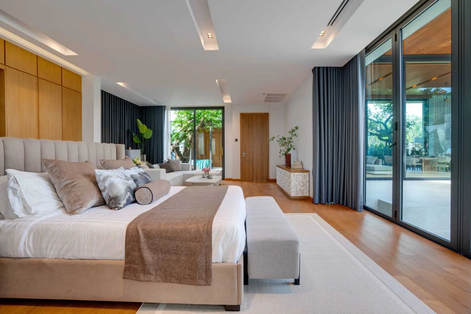 Property image - full photo 16