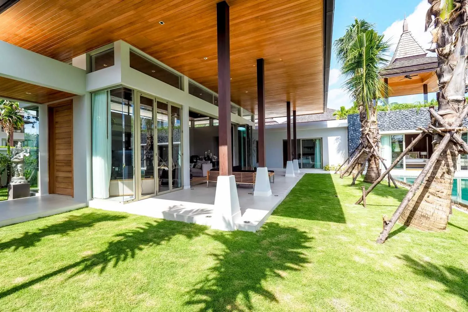 Property image - full photo 29