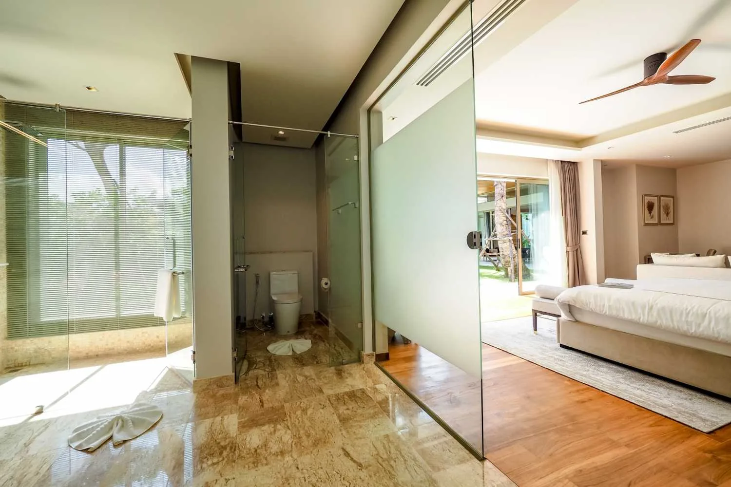 Property image - full photo 18
