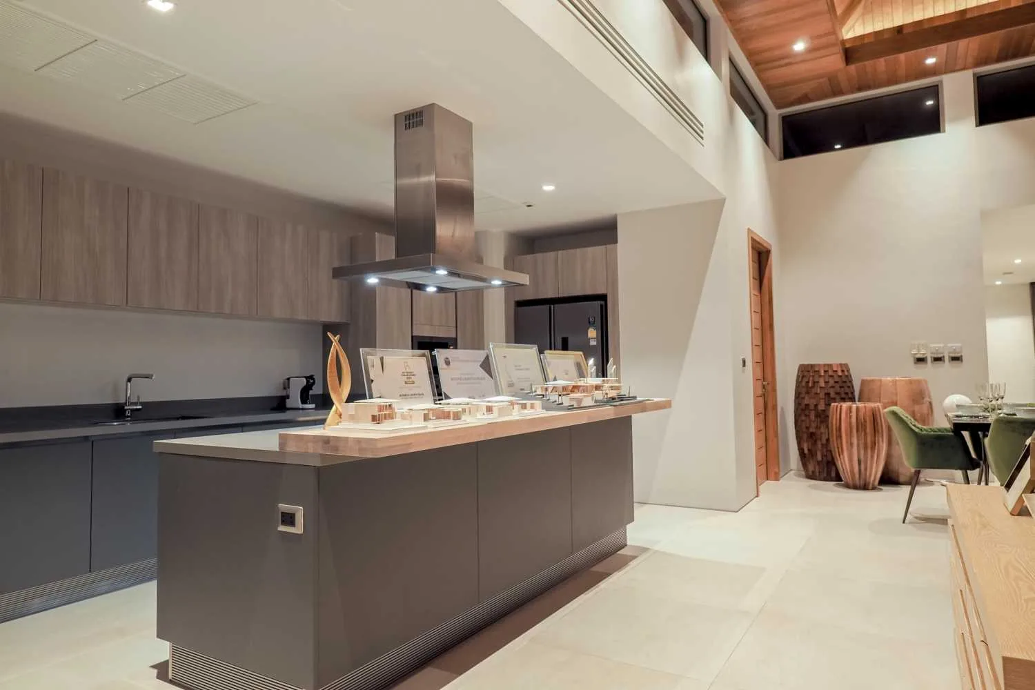 Property image - full photo 5