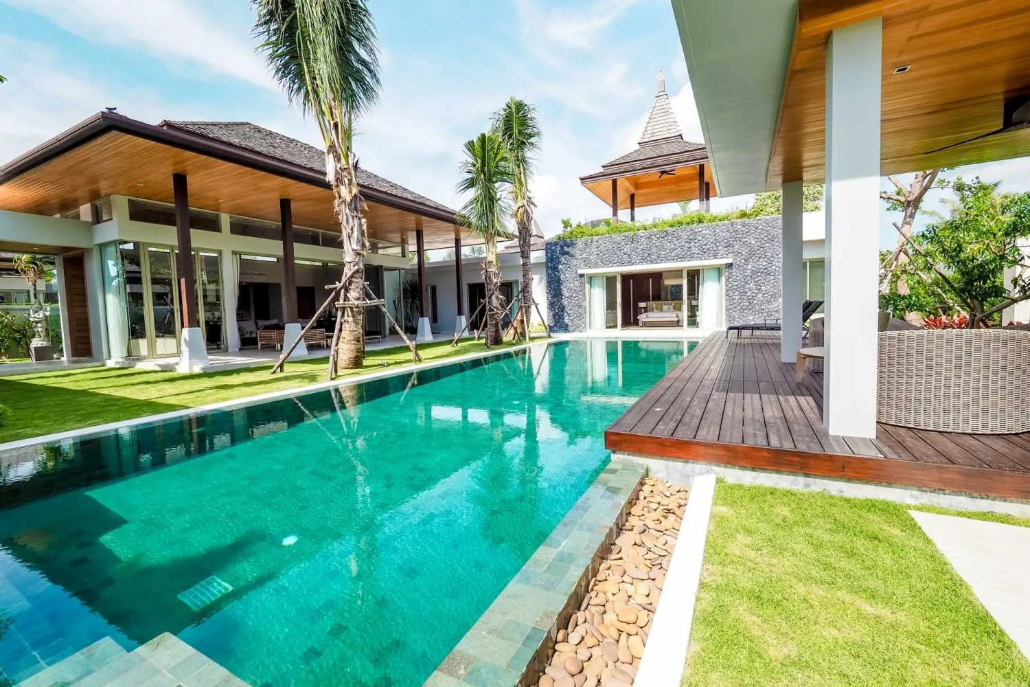 Property image - full photo 10