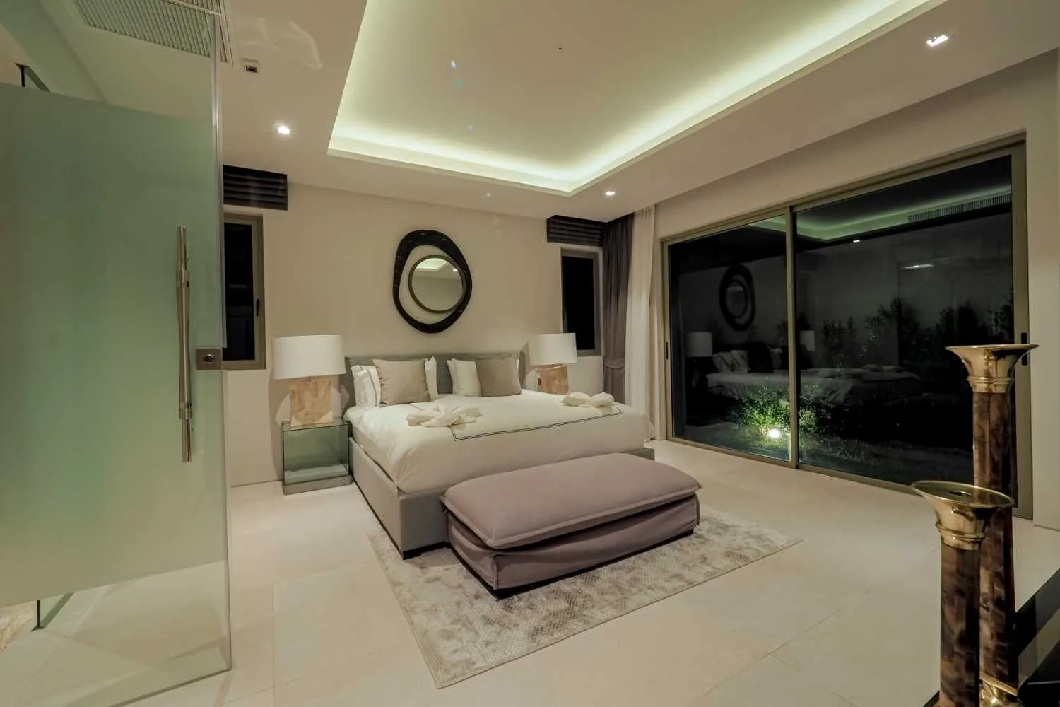 Property image - full photo 12