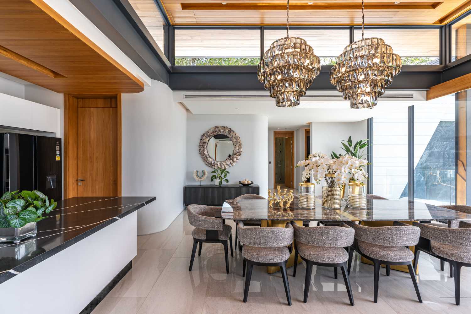 Property image - full photo 6
