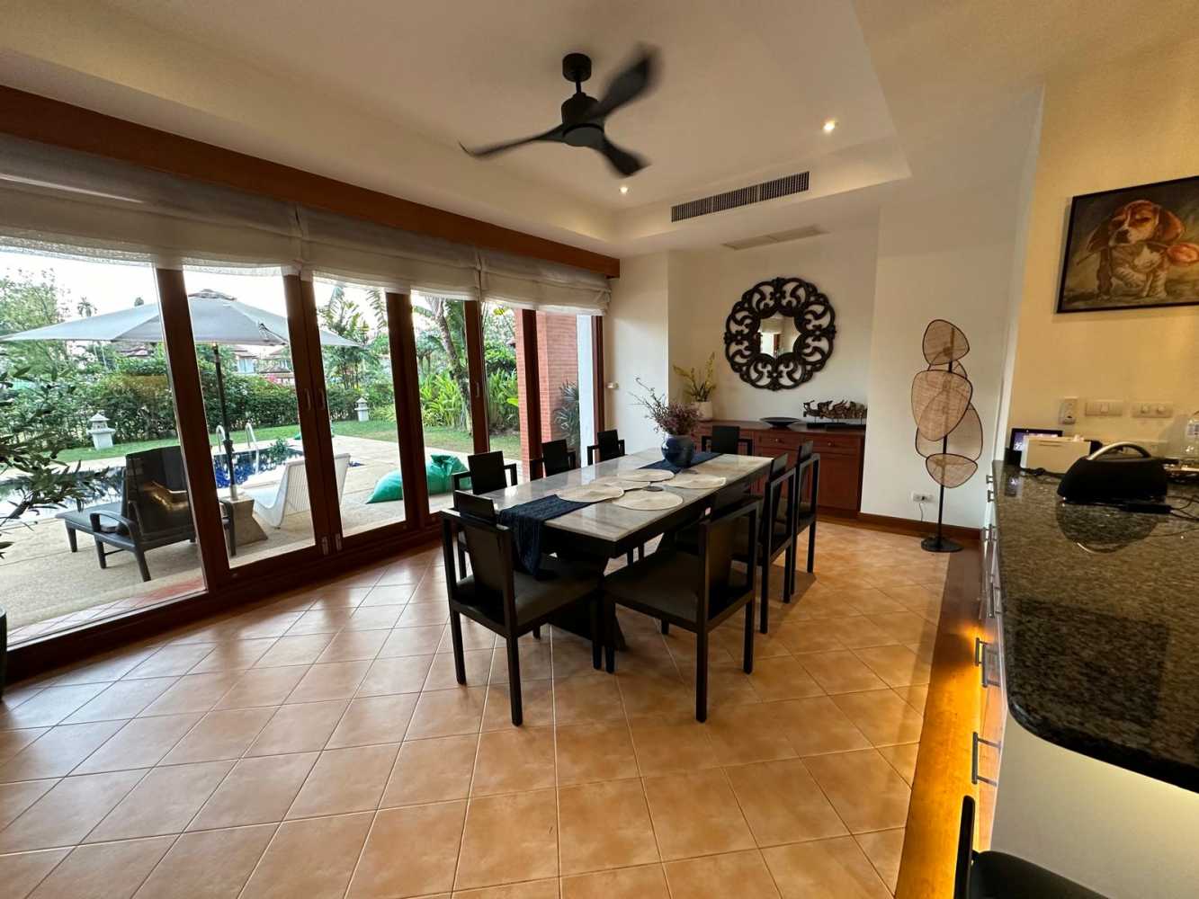 Property image - full photo 2