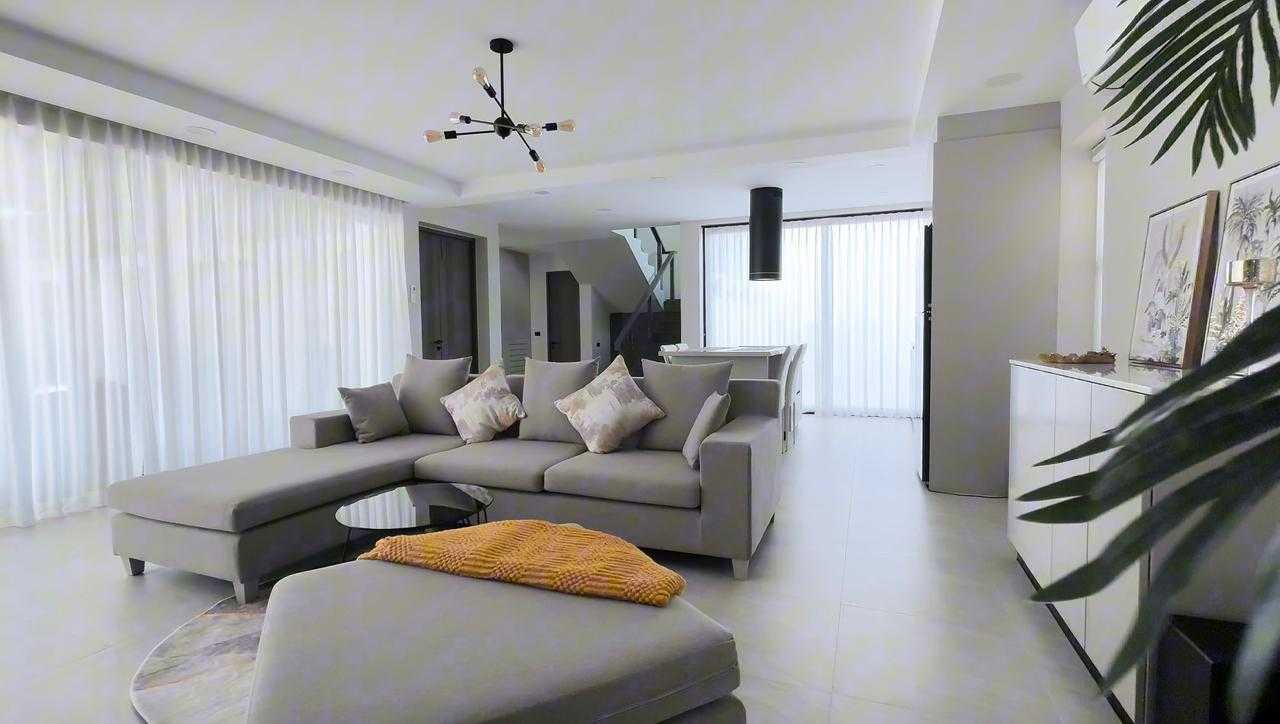 Property image - full photo 5