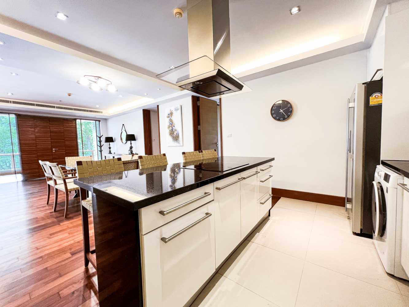 Property image - full photo 6