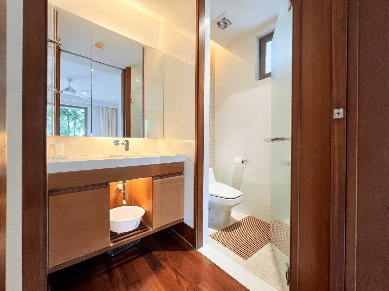 Property image - full photo 21