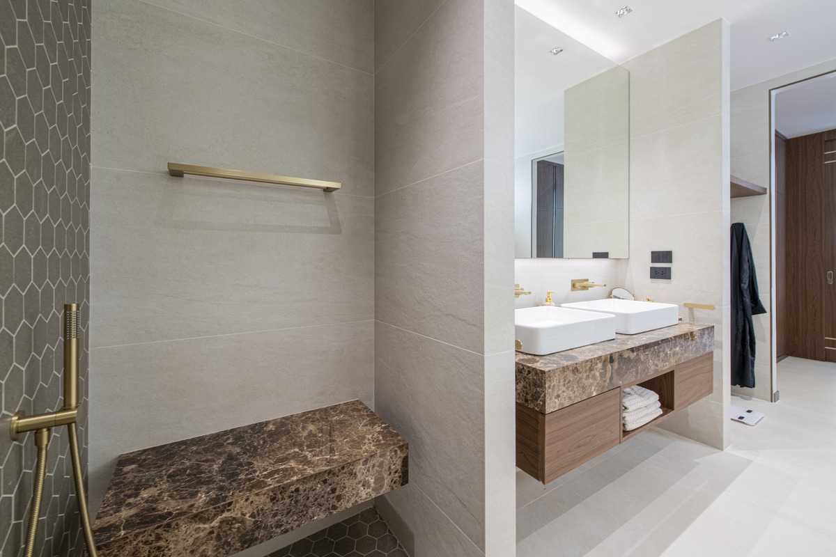 Property image - full photo 29