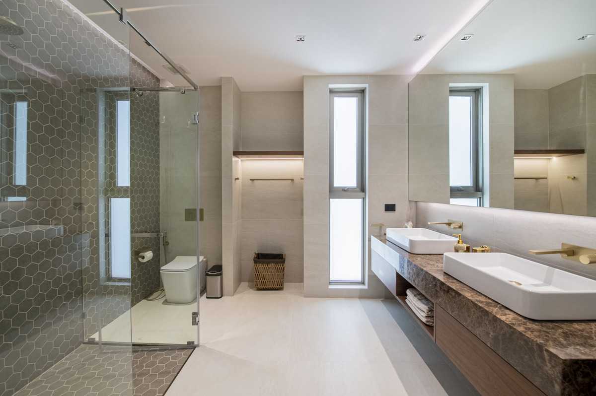 Property image - full photo 12