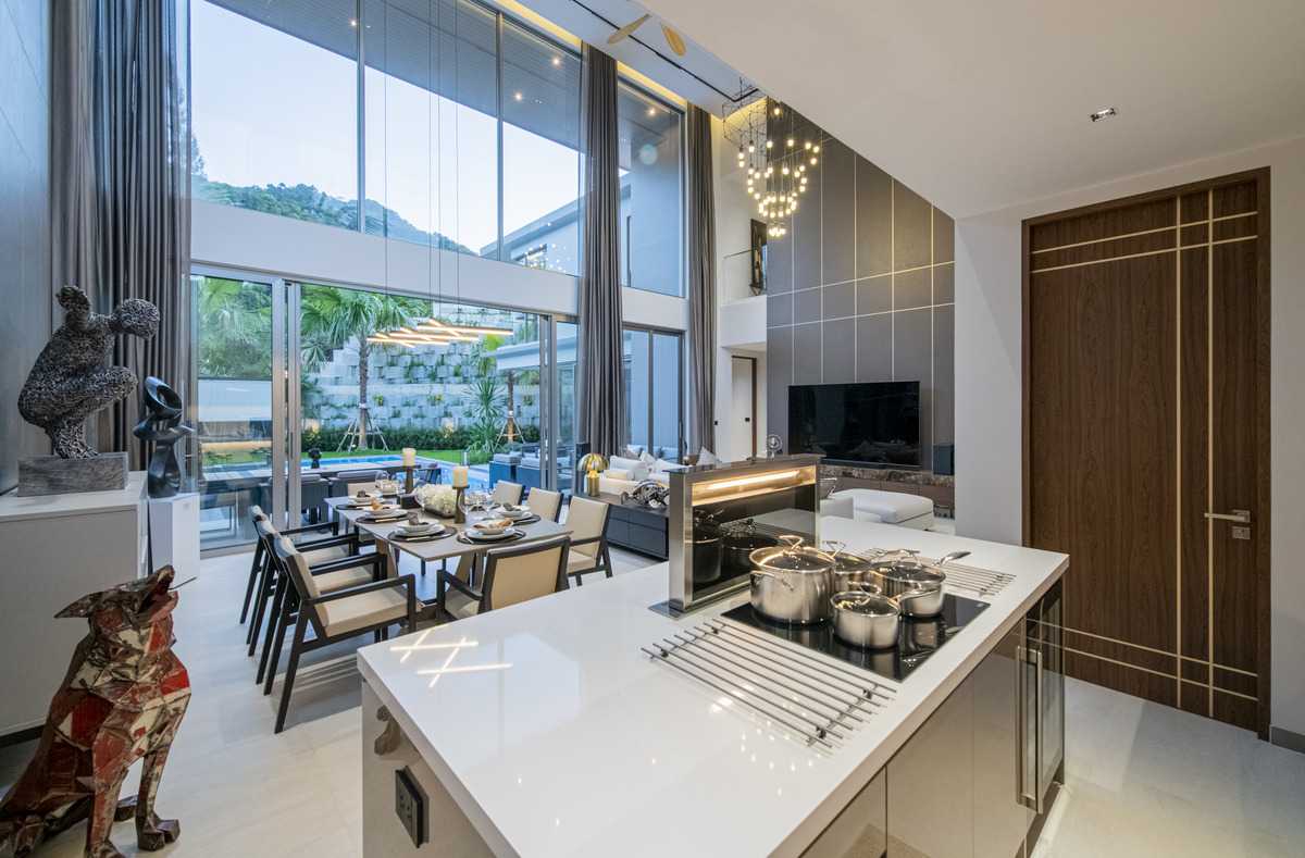Property image - full photo 8