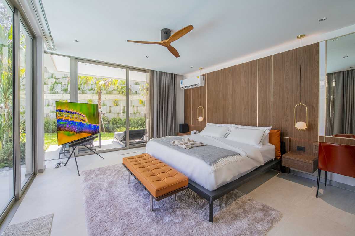 Property image - full photo 15