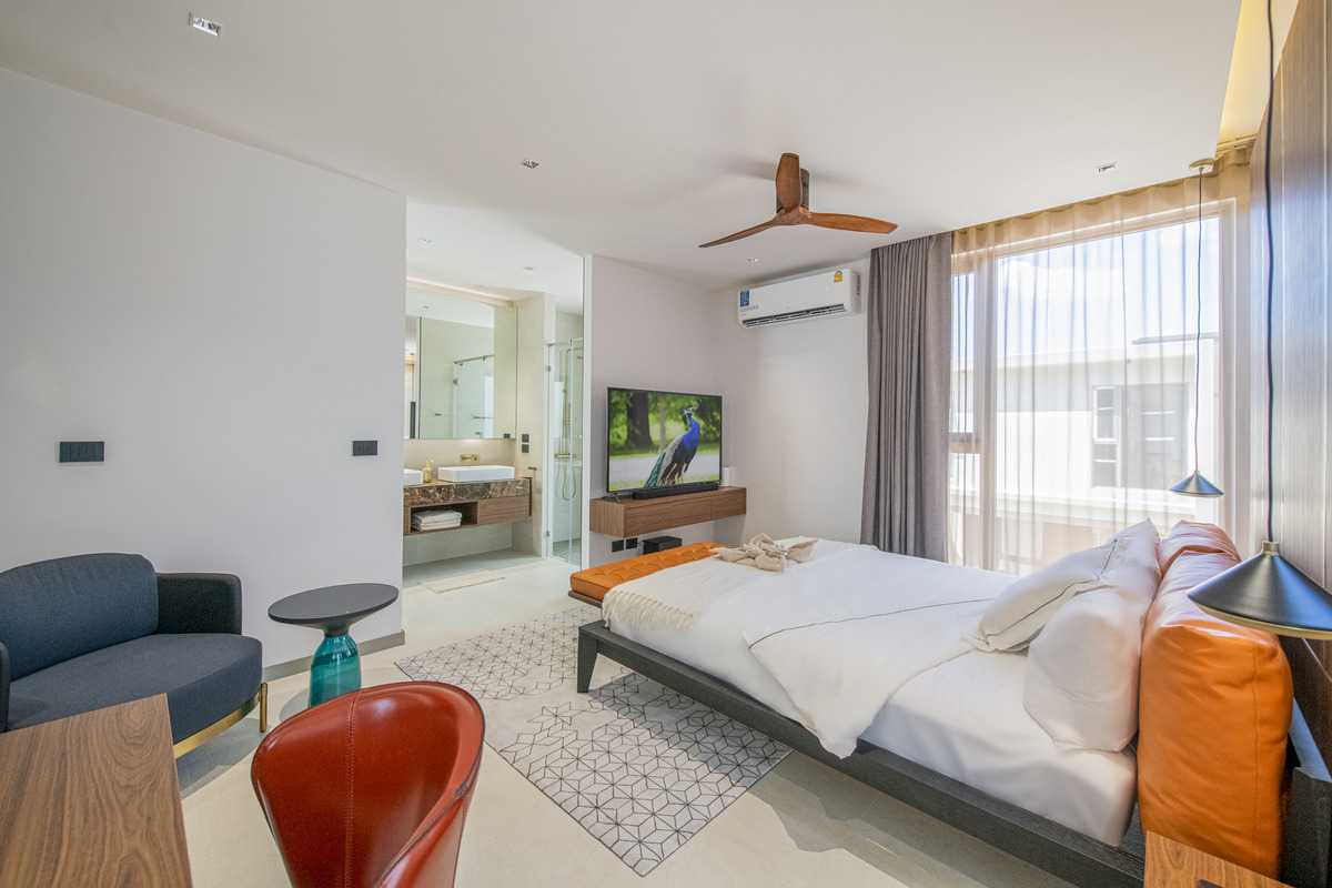 Property image - full photo 14