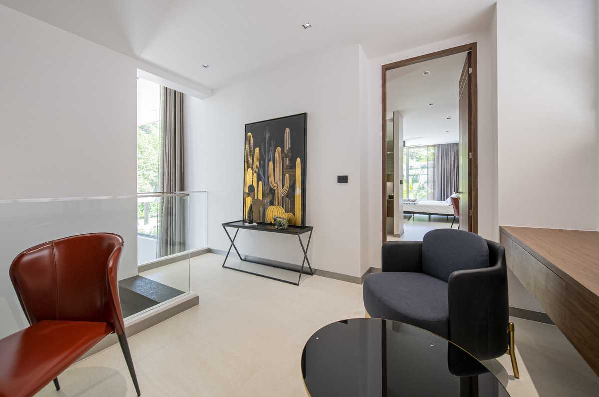 Property image - full photo 8