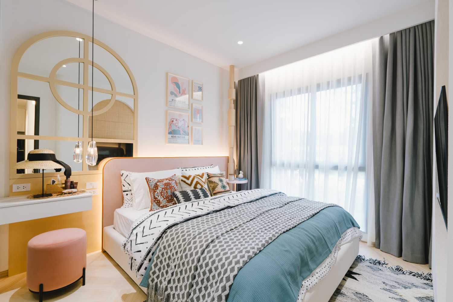 Property image - full photo 12