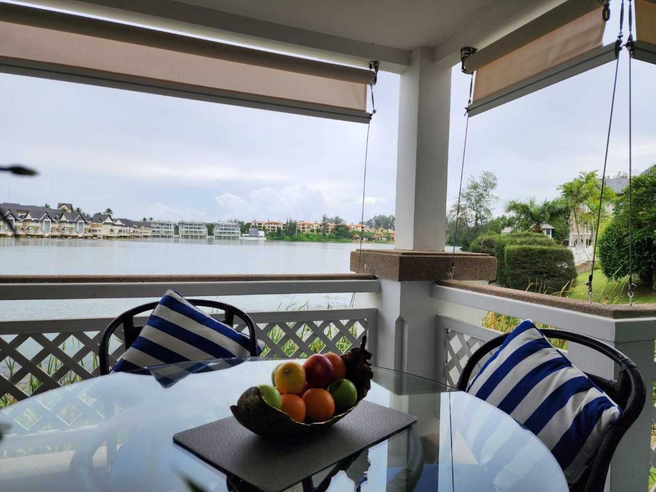 Property image - full photo 3