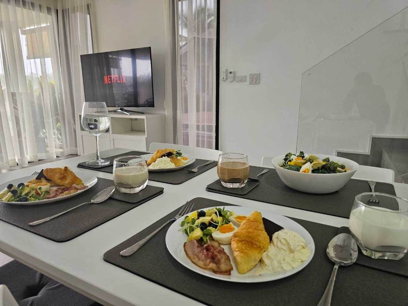 Property image - full photo 9