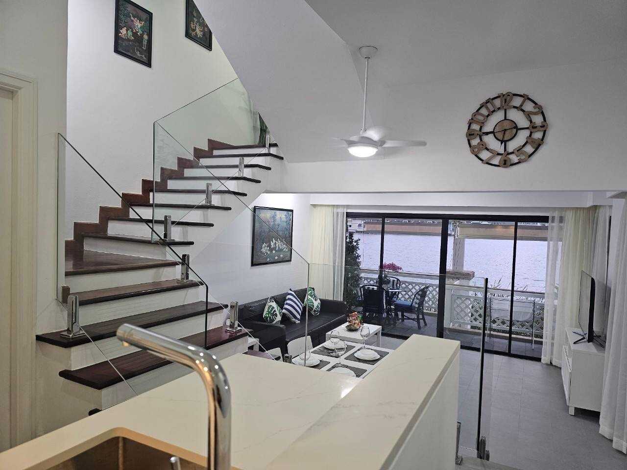 Property image - full photo 6