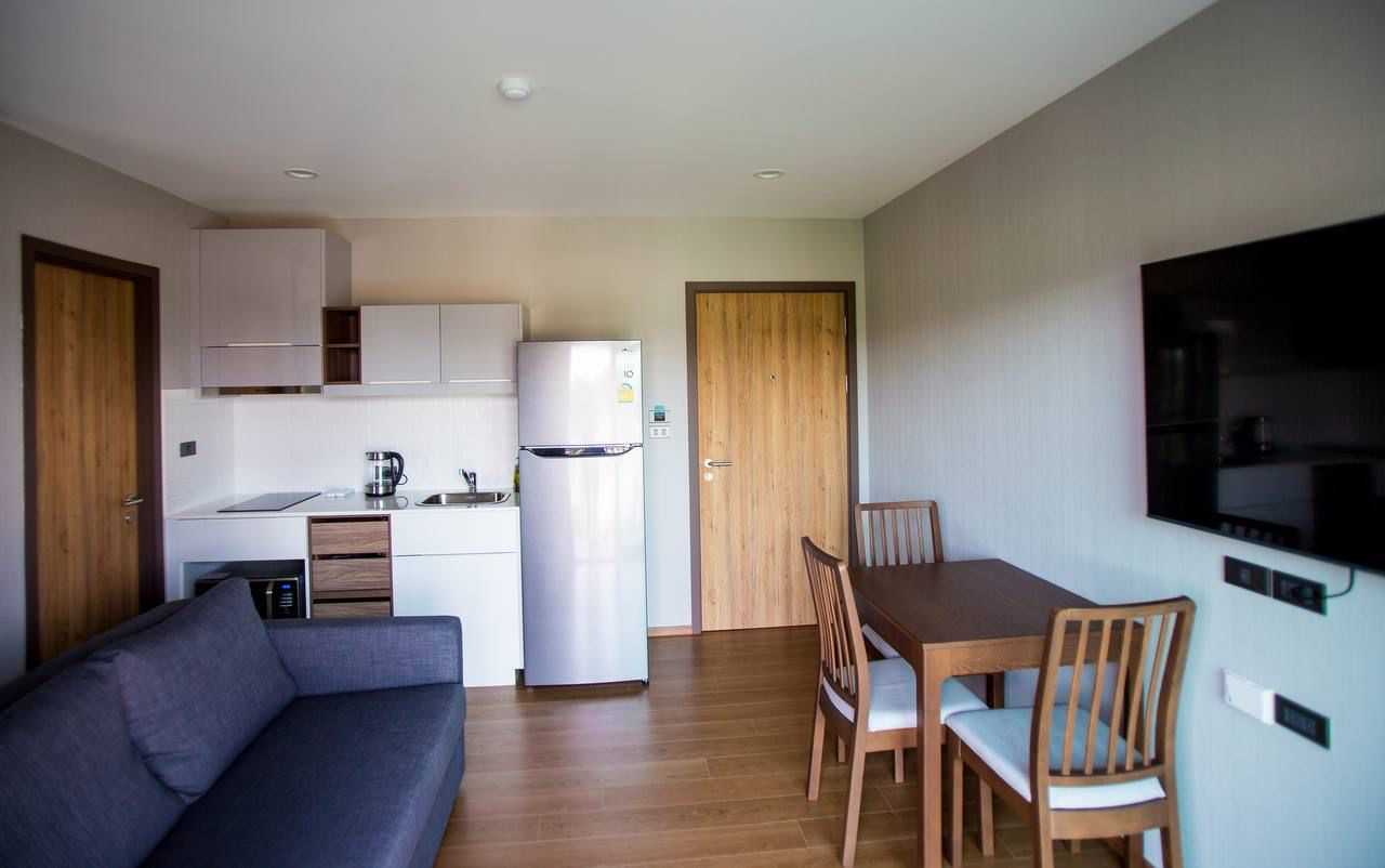 Property image - full photo 4