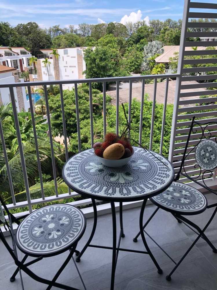 Property image - full photo 2