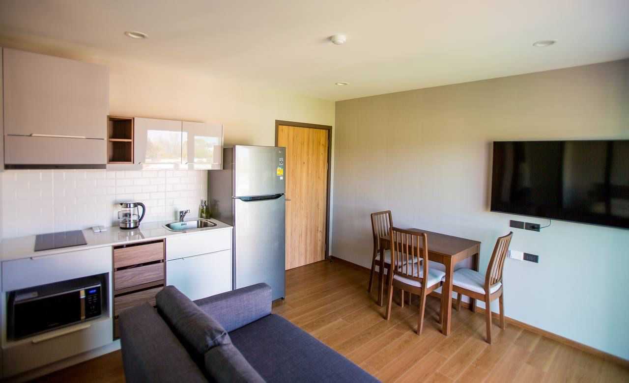 Property image - full photo 3