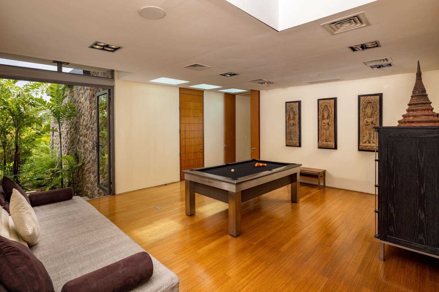 Property image - full photo 10