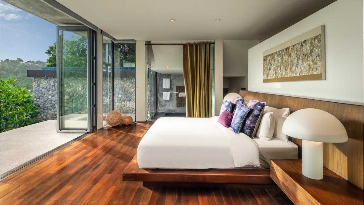Property image - full photo 18