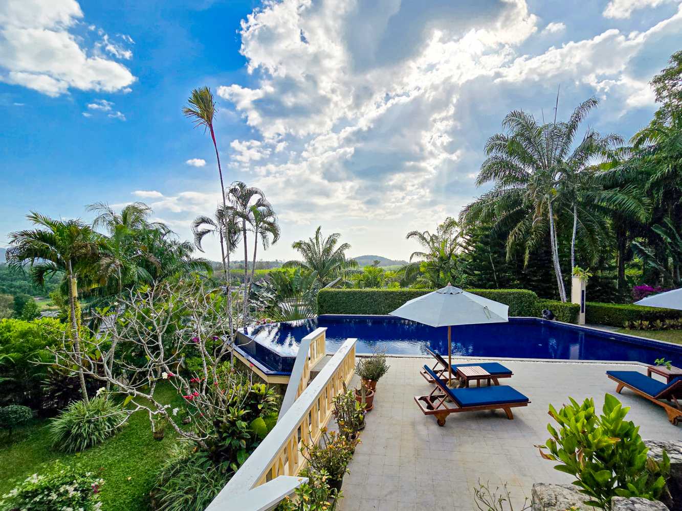Property image - full photo 3