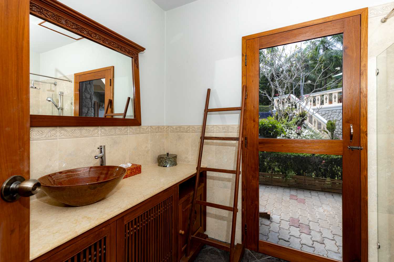 Property image - full photo 22