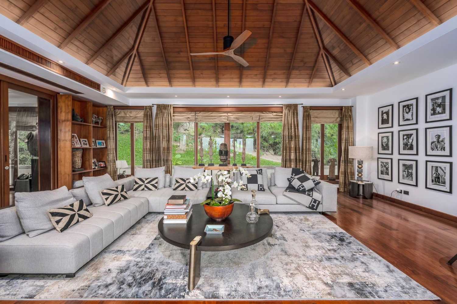 Property image - full photo 8