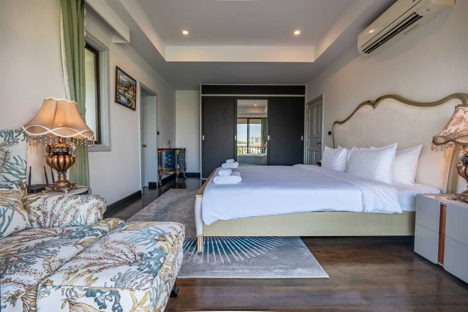Property image - full photo 10