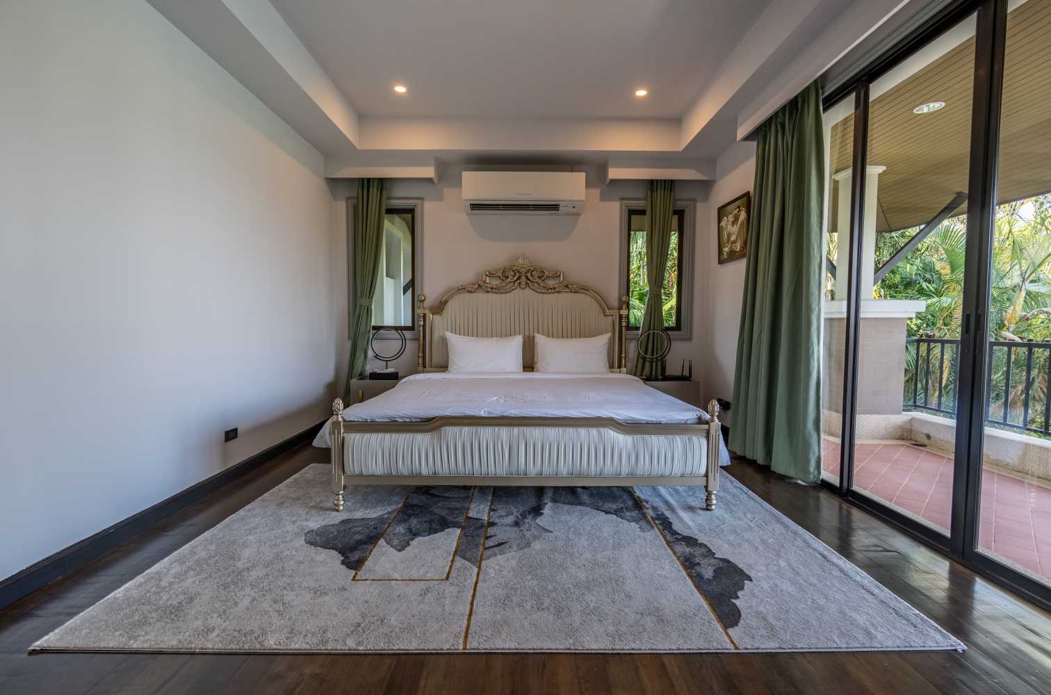 Property image - full photo 11