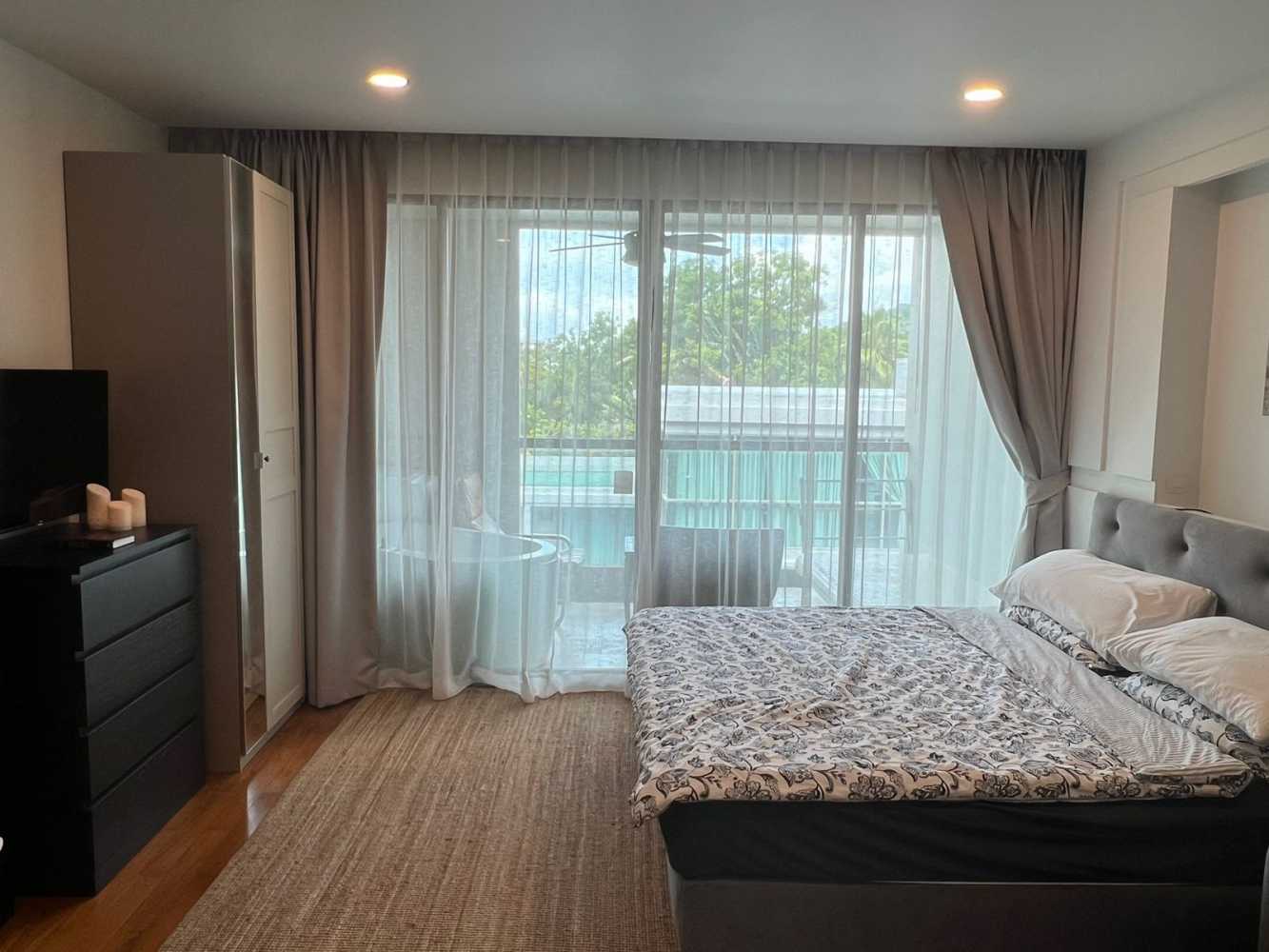 Property image - full photo 13