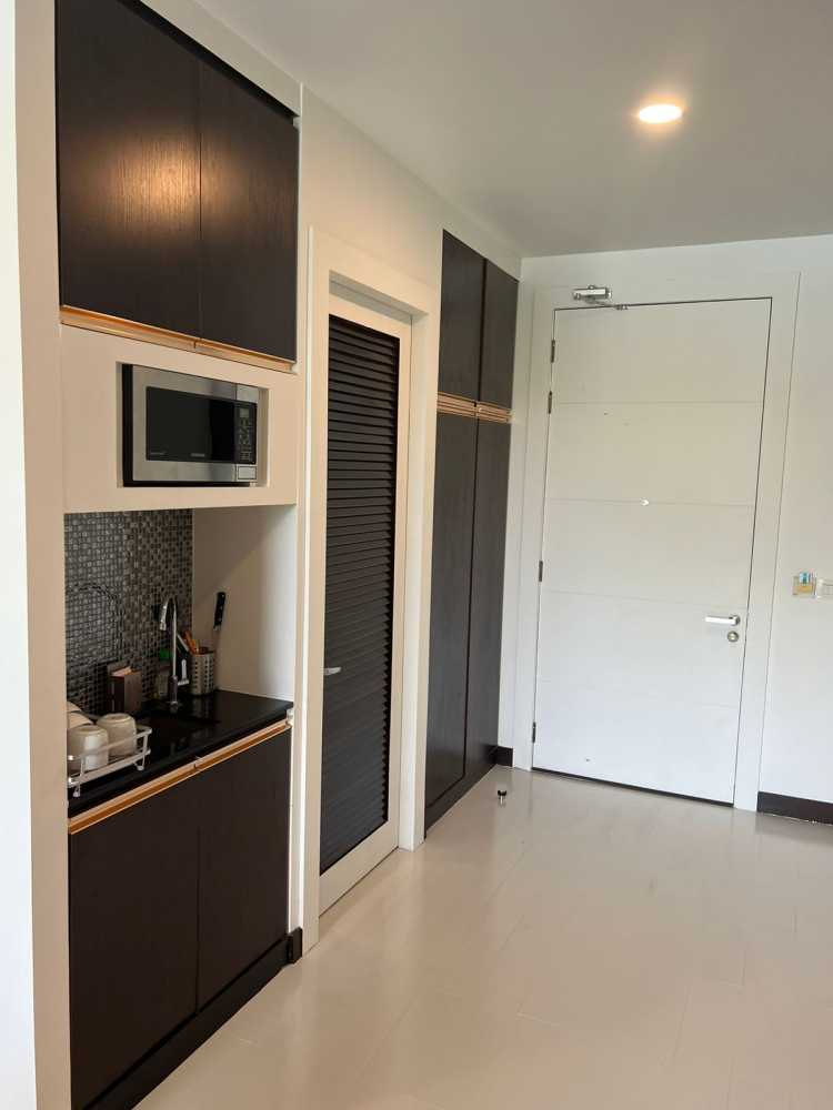 Property image - full photo 11