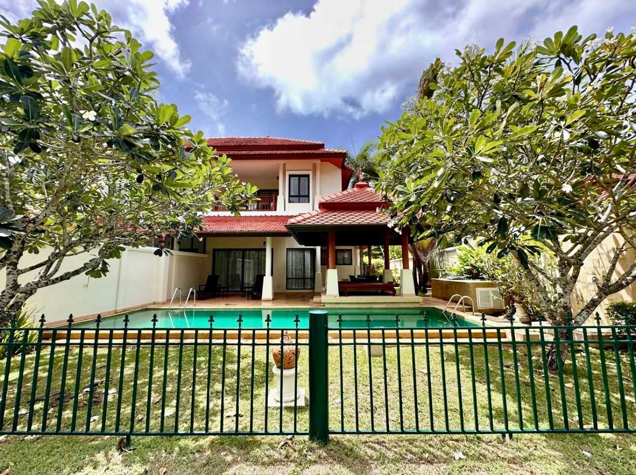 Property image - full photo 15