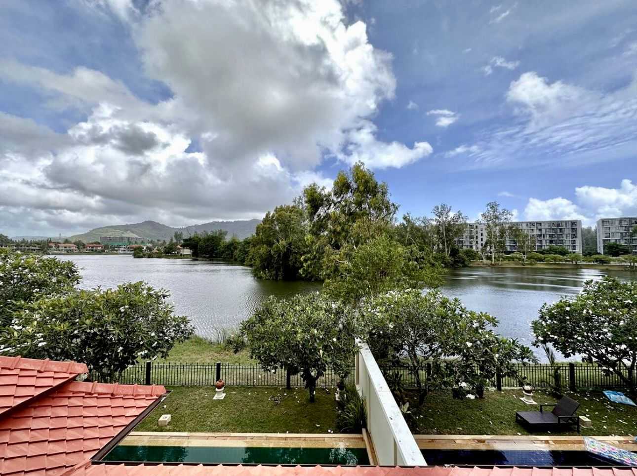 Property image - full photo 14