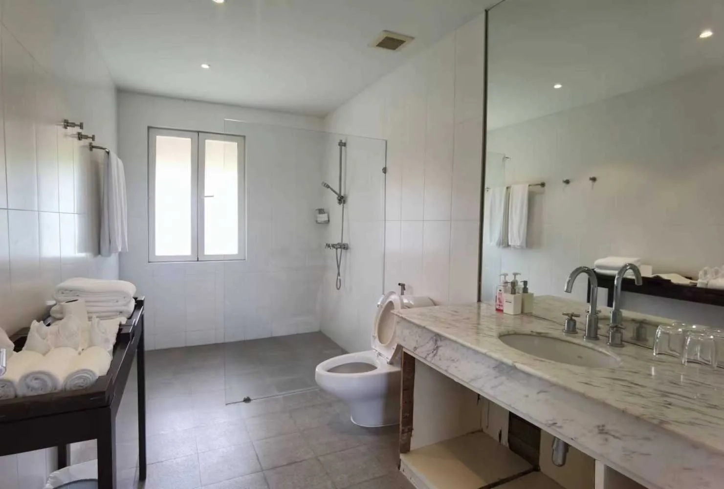 Property image - full photo 19