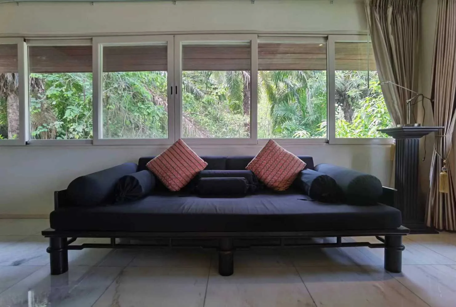 Property image - full photo 10
