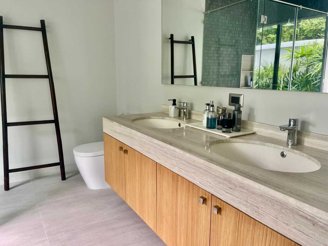 Property image - full photo 6