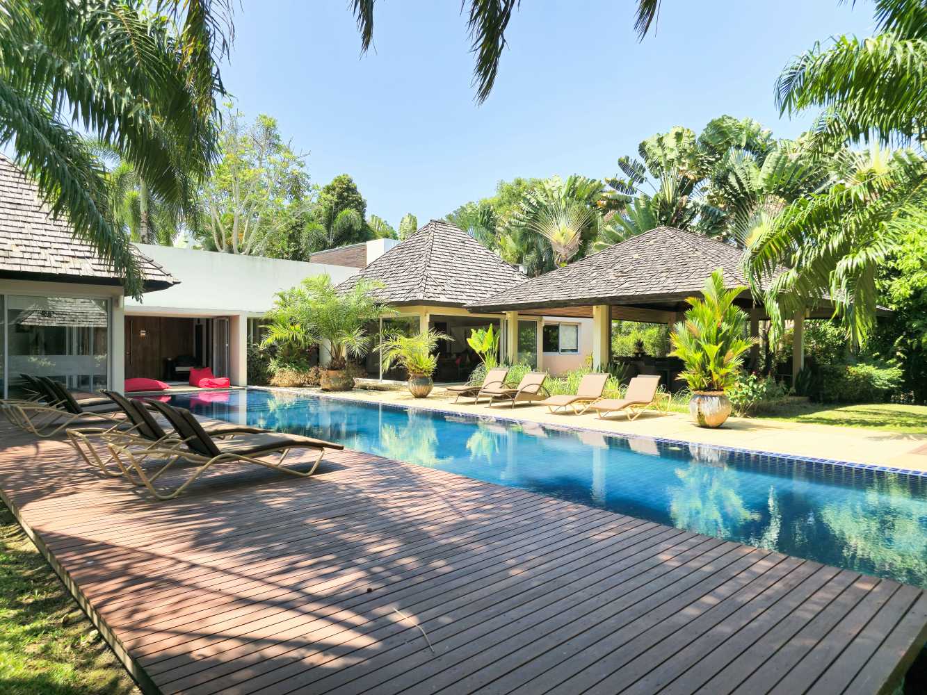 Property image - full photo 1