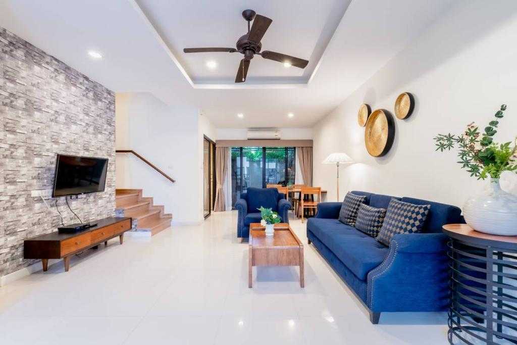 Property image - full photo 1